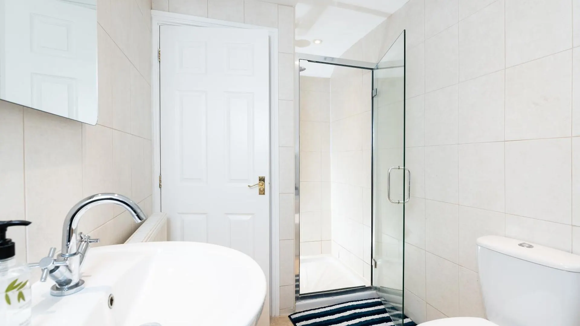Waimea Apartments - Sea Views South Bay Scarborough Free Parking 0*,  Verenigd Koninkrijk