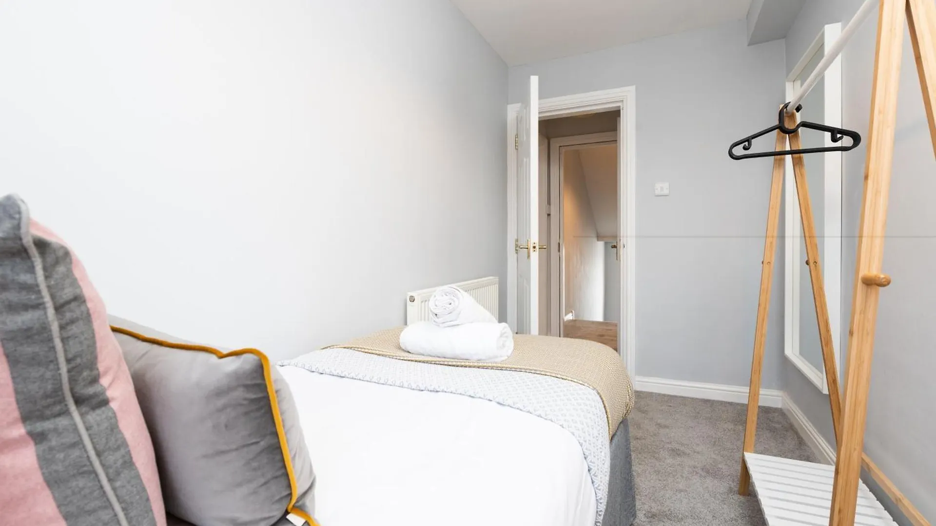 Waimea Apartments - Sea Views South Bay Scarborough Free Parking 0*,